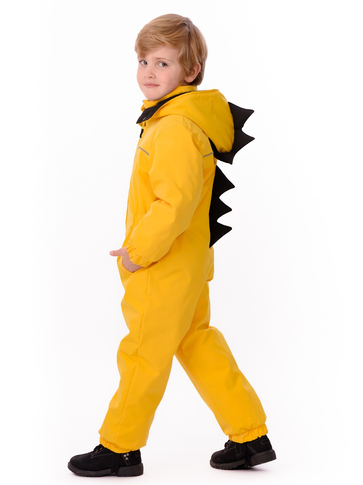 Детская фотосъемка для каталогов одежды и рекламы. Gramy-studio: фото, видео, инфографика и 3D визуализация для маркетплейсов