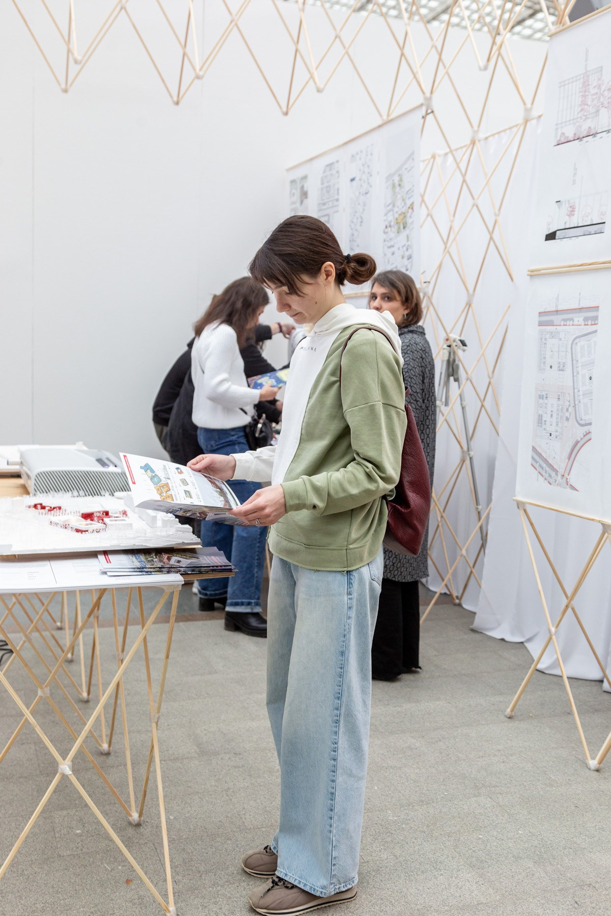 Выставка «Зодчество 2024», Москва, Гостиный Двор, ноябрь 2024. Портретные фотографы в Москве — Анна и Алексей Бородины