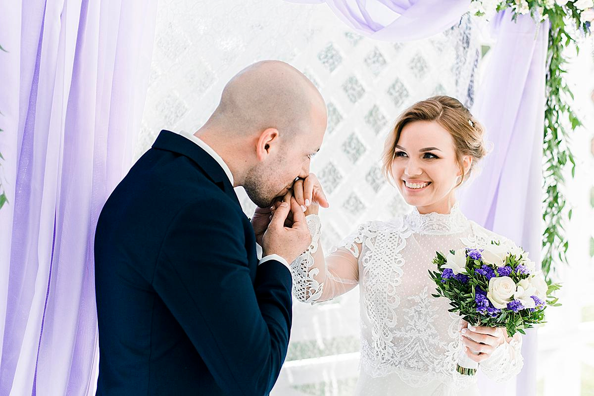 R+E. Photographer in Cyprus