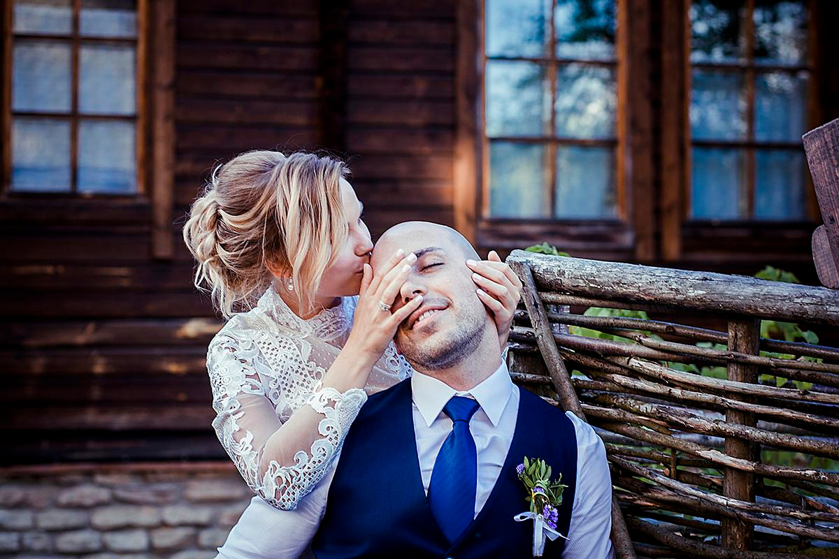 R+E. Photographer in Cyprus