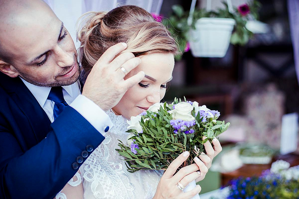 R+E. Photographer in Cyprus