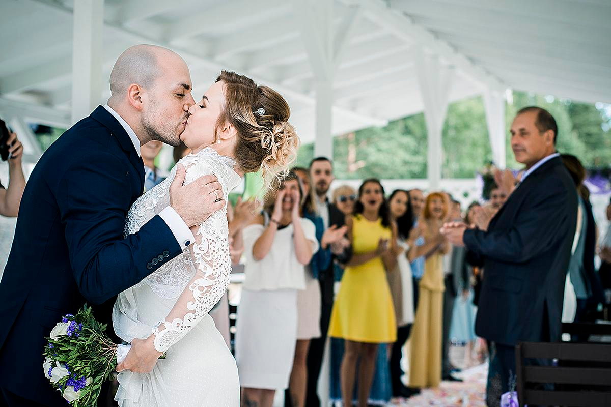 R+E. Photographer in Cyprus