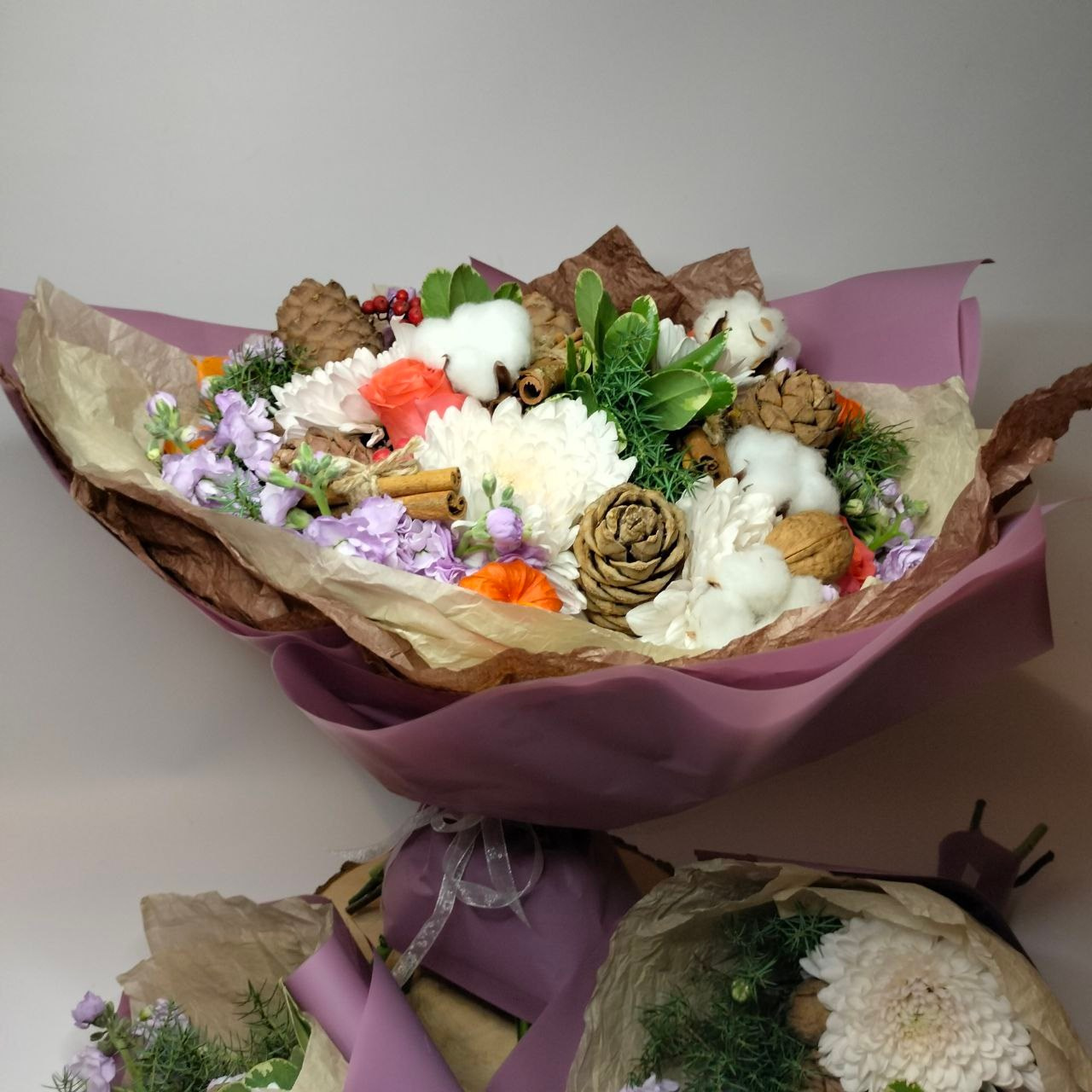 зимний букет. флорист ховрино. флорист головинский район. флорист сао. букет цветов. авторский букет цветов. купить зимний букет цветов.
