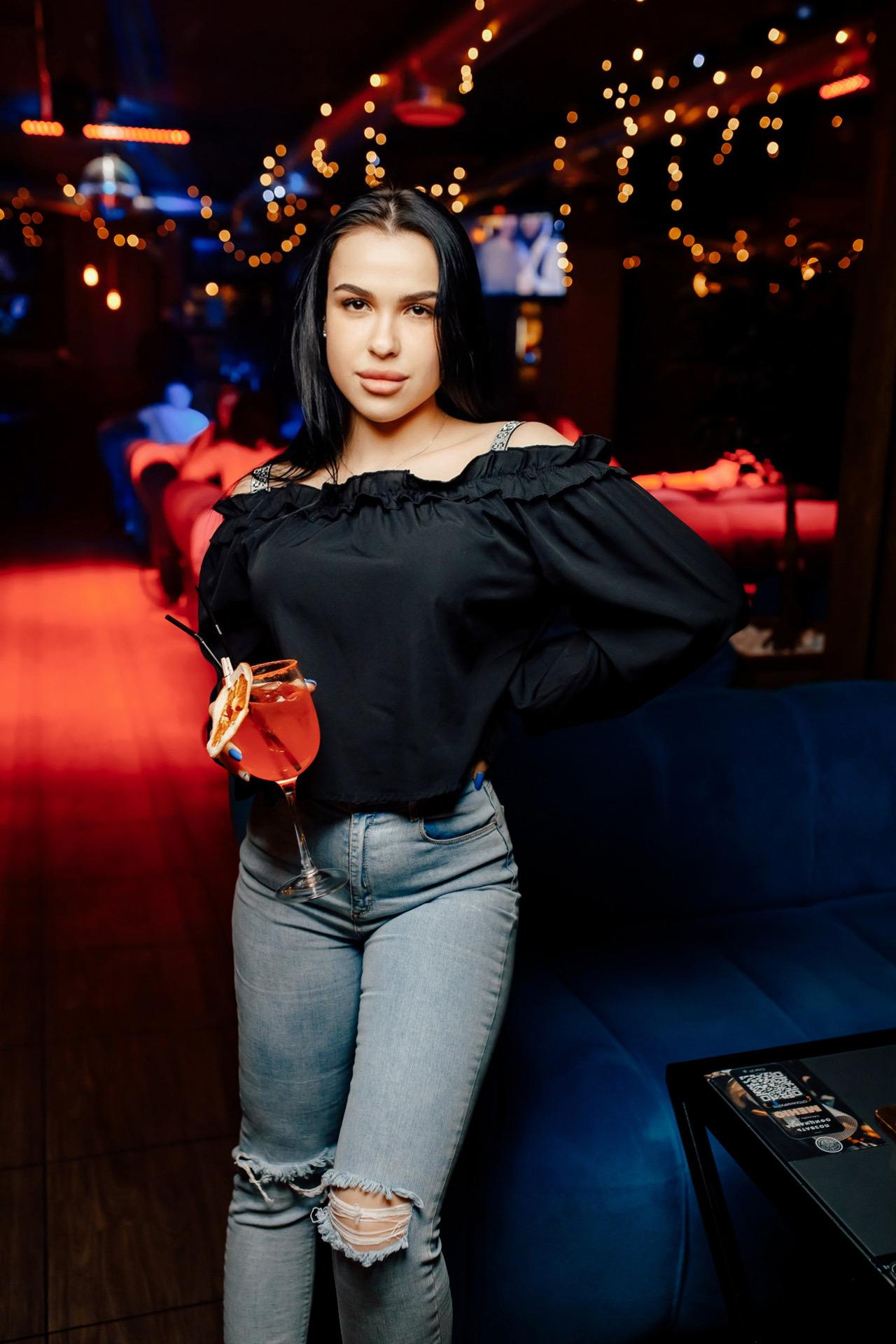 30\04\2022 Караоке в Мяте Спортивная. Мята Спортивная — Кальянная, караоке, бар в Минске