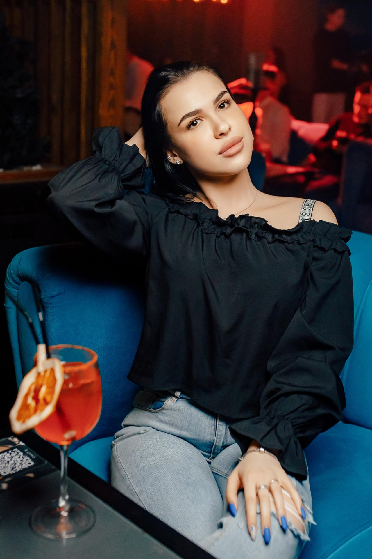 30\04\2022 Караоке в Мяте Спортивная. Мята Спортивная — Кальянная, караоке, бар в Минске