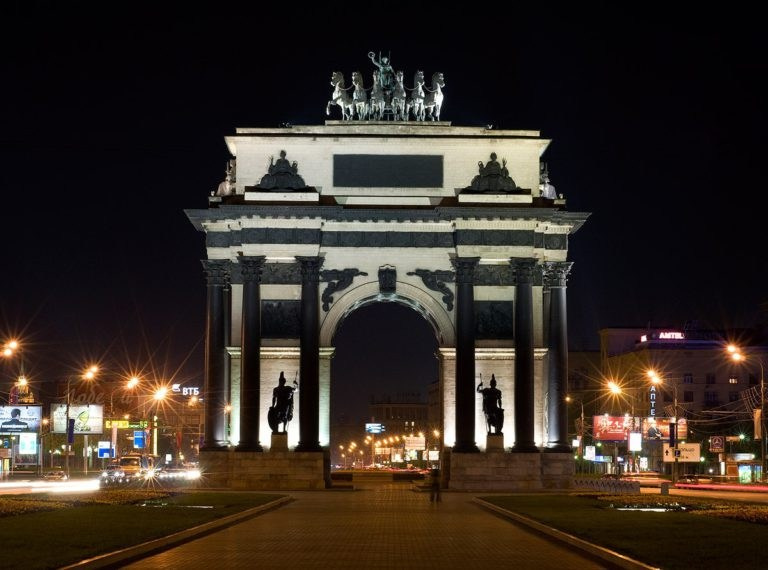 Красивые места для фотосессии в Москве для свадебной и семейной съемки