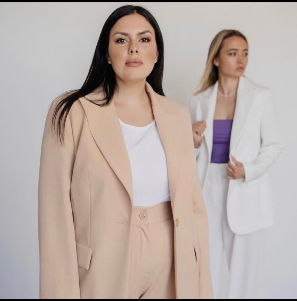 Лина, 52-54 р-р, 170 см. KED Production — продакшн из СПб. Создаём фото, видео и контент, который помогает брендам и селлерам продавать больше