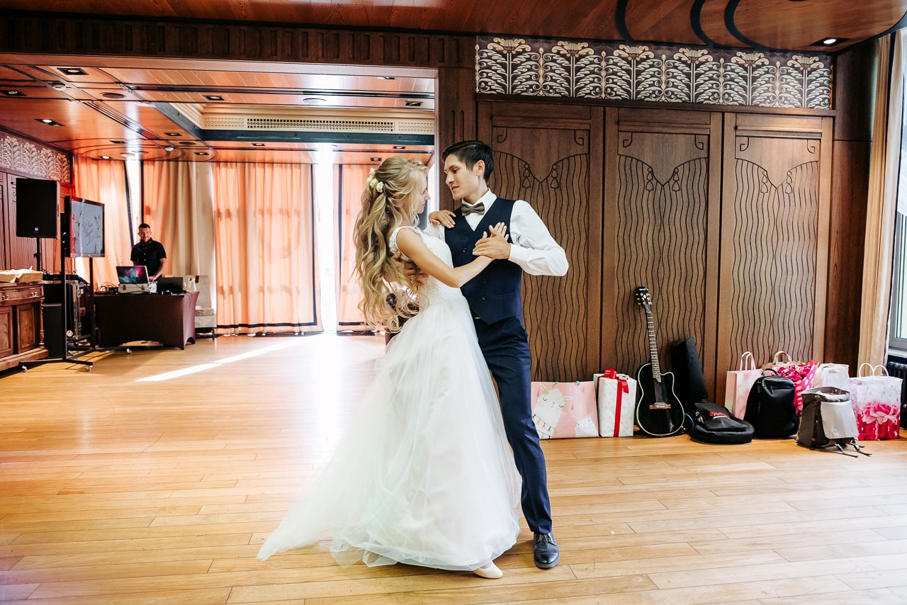 Александр и Алина. Фотограф Дмитрий Сермяжко