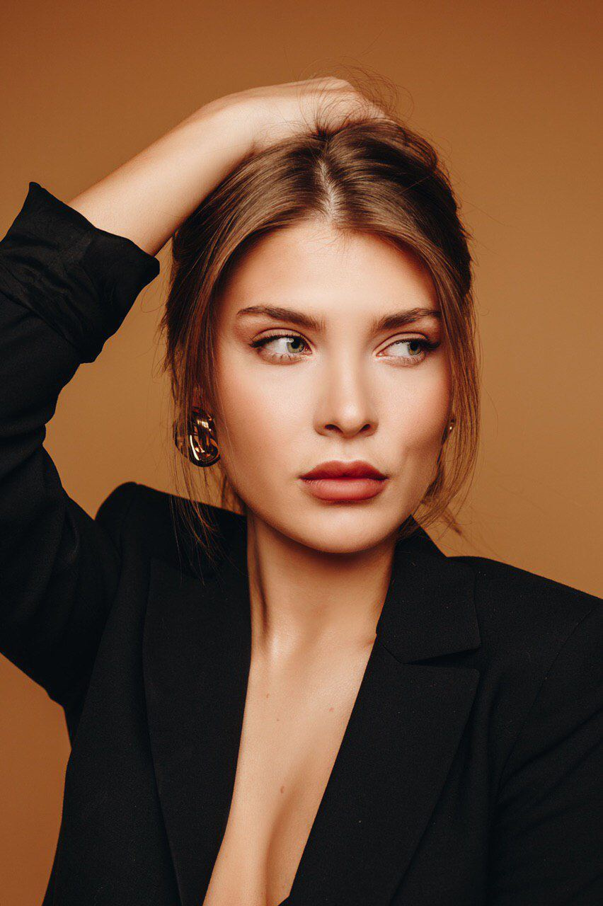 2. Make-up & Hairstylist в Санкт-Петербурге Яна Левачина