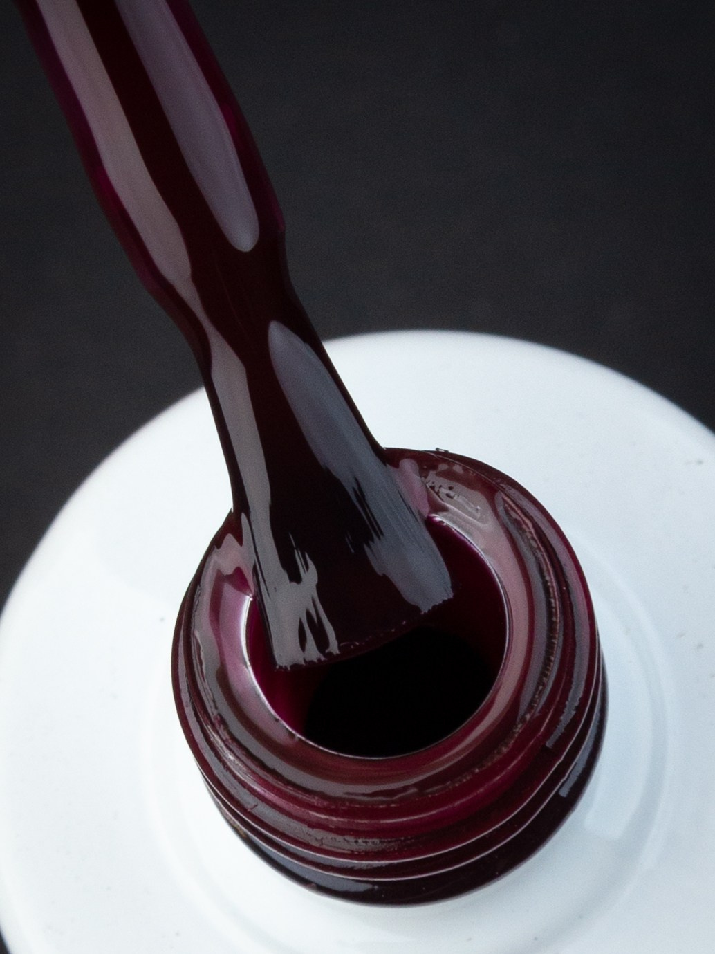 Kira на чёрном. Александр Стряпунин — предметный фотограф в Улан-Удэ