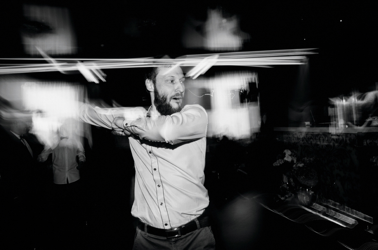 Свадебная фотосъёмка на банкете. Андрей Бортников. Рекламный фотограф в Грузии