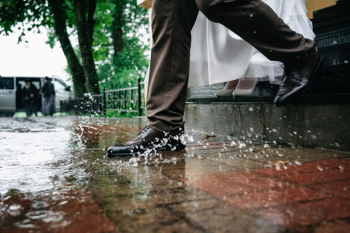 Under The Rain. Andrei Bortnikau photographer in Tbilisi, Georgia