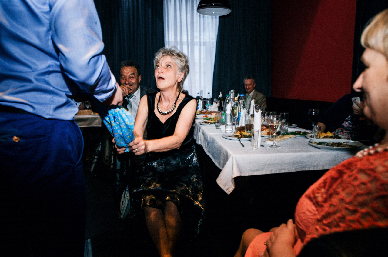 Свадебная фотосъёмка на банкете. Андрей Бортников. Рекламный фотограф в Грузии