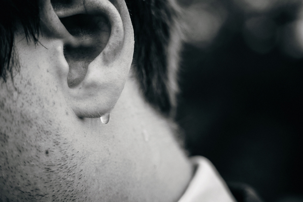 Under The Rain. Andrei Bortnikau photographer in Tbilisi, Georgia