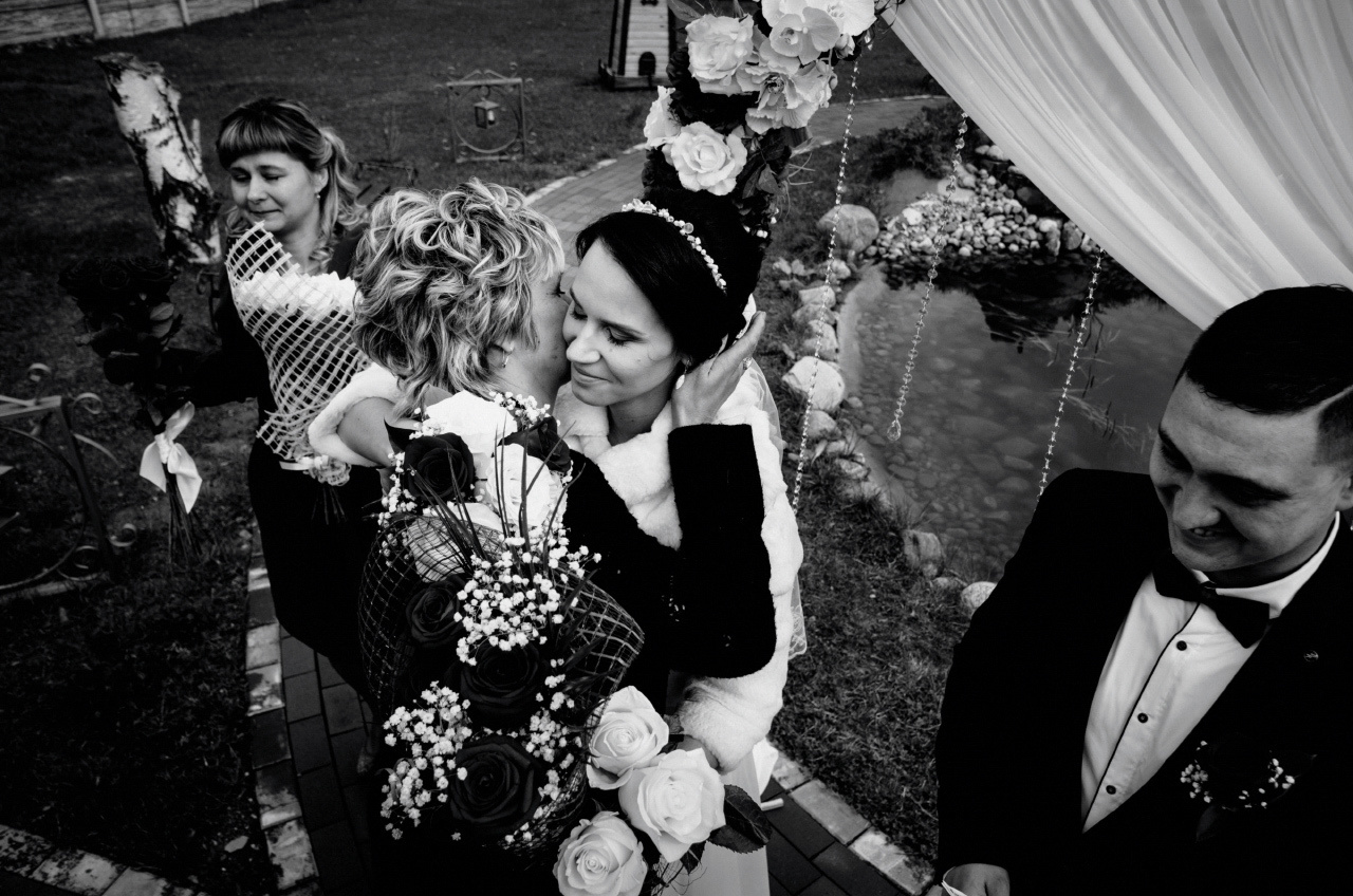 Свадебная фотосъёмка на банкете. Андрей Бортников. Рекламный фотограф в Грузии