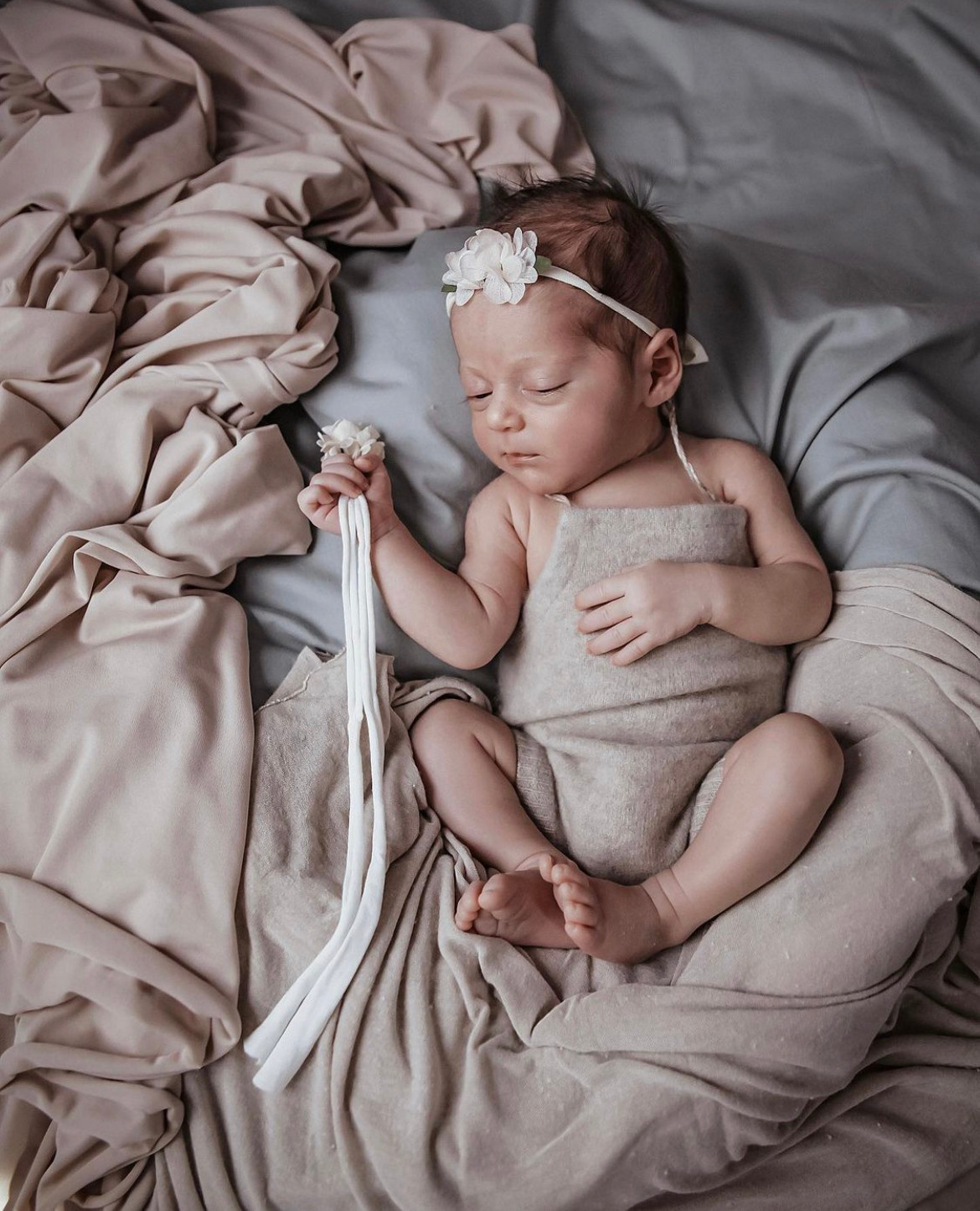 НОВОРОЖДЕННЫЕ до месяца. Мишугина Ольга Фотограф новорожденных, семейный и детский фотограф