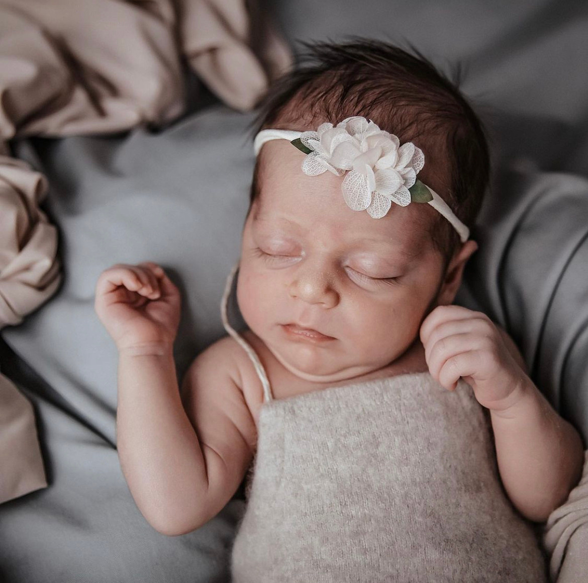 НОВОРОЖДЕННЫЕ до месяца. Мишугина Ольга Фотограф новорожденных, семейный и детский фотограф