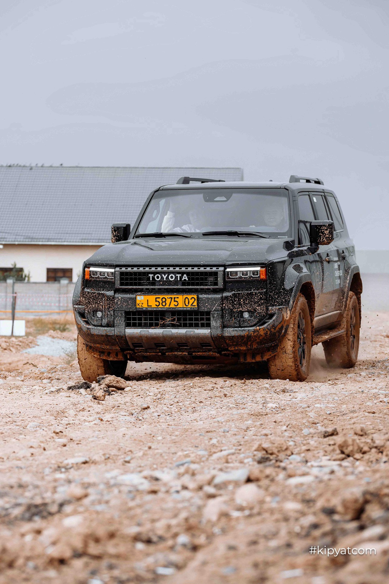 Test Drive TOYOTA CAMRY 80
