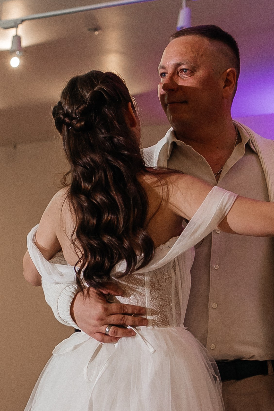 E & O. Привет! Меня зовут Эльвира, я фотограф в Екатеринбурге