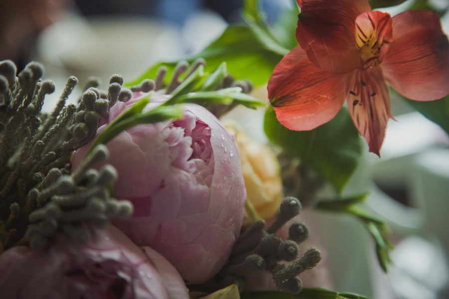 Свадебная прогулка по Санкт-Петербургу. Фотограф крещение венчание в Петербурге! Помогает подобрать храм и посоветовал душевного батюшку в СПб