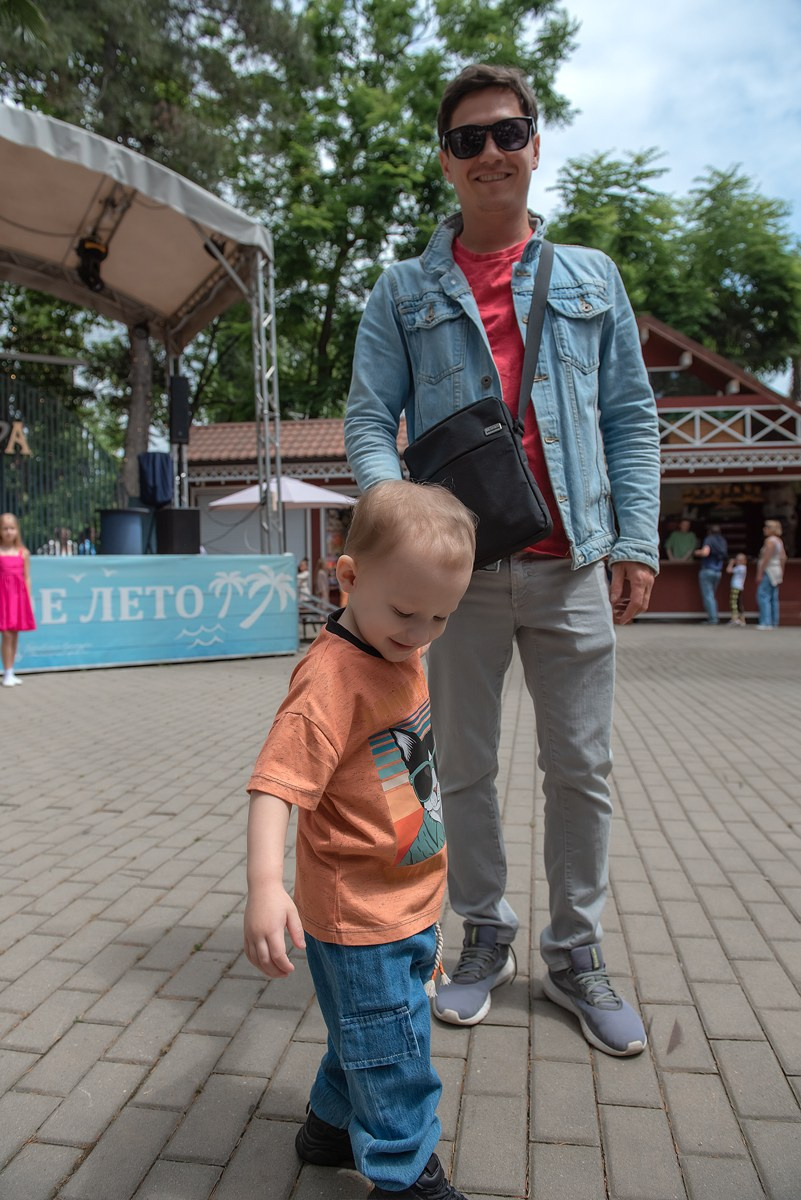 Парк Ривьера дефиле HAPPYkids. Семейный и коммерческий фотограф в Сочи Александр Бодунов