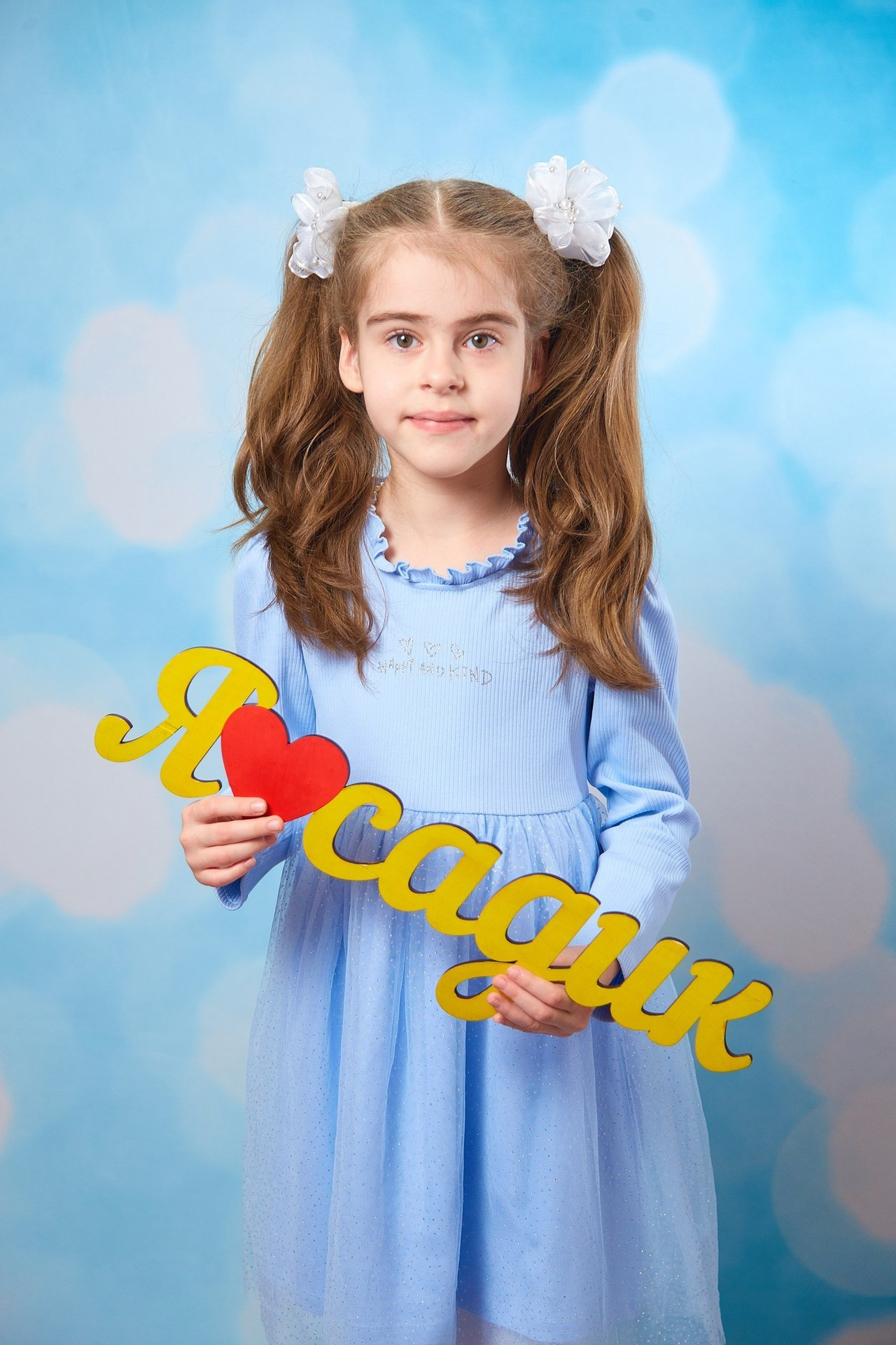 Отзывы о работе фотографа для школы и детского сада в Новосибирске. Выпускной альбом Новосибирск