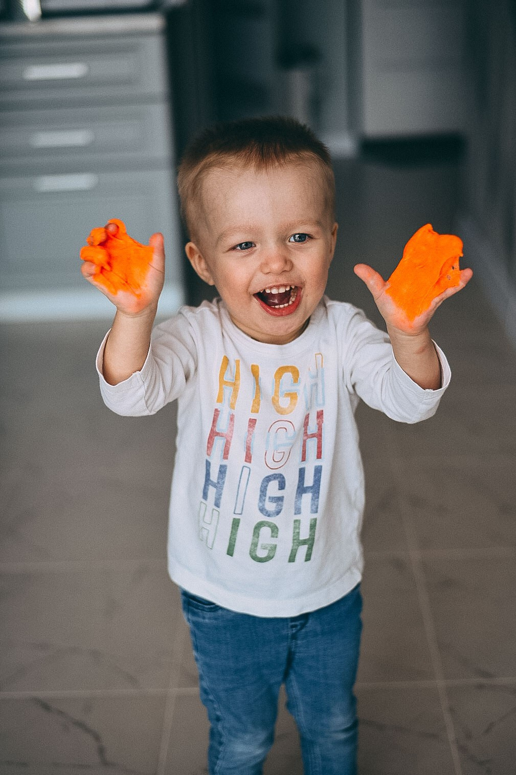 Семейная фотосессия дома плюс фотопрогулка. Фотограф в Сочи — Маргарита Поганова