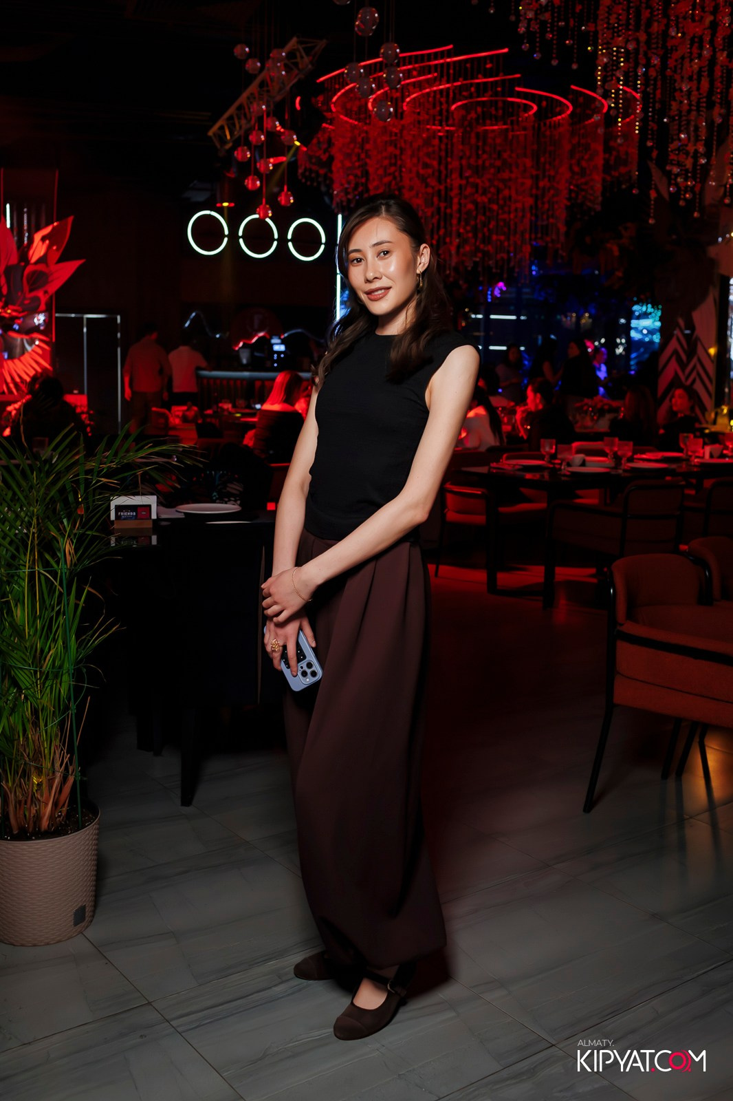 FRIENDS BAR & TERRACE. КИПЯТКОМ АЛМАТЫ! Фотосъемка мероприятий в Алматы