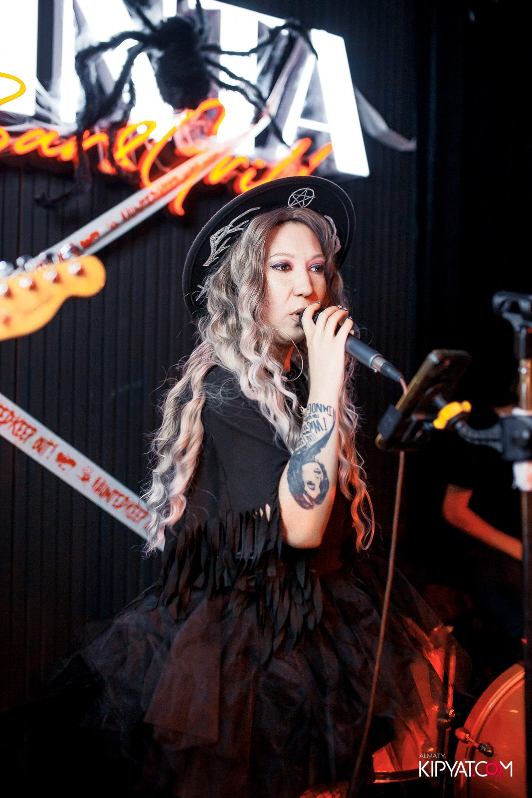 HALLOWEEN — ПИНТА НА АУЭЗОВА. КИПЯТКОМ АЛМАТЫ!