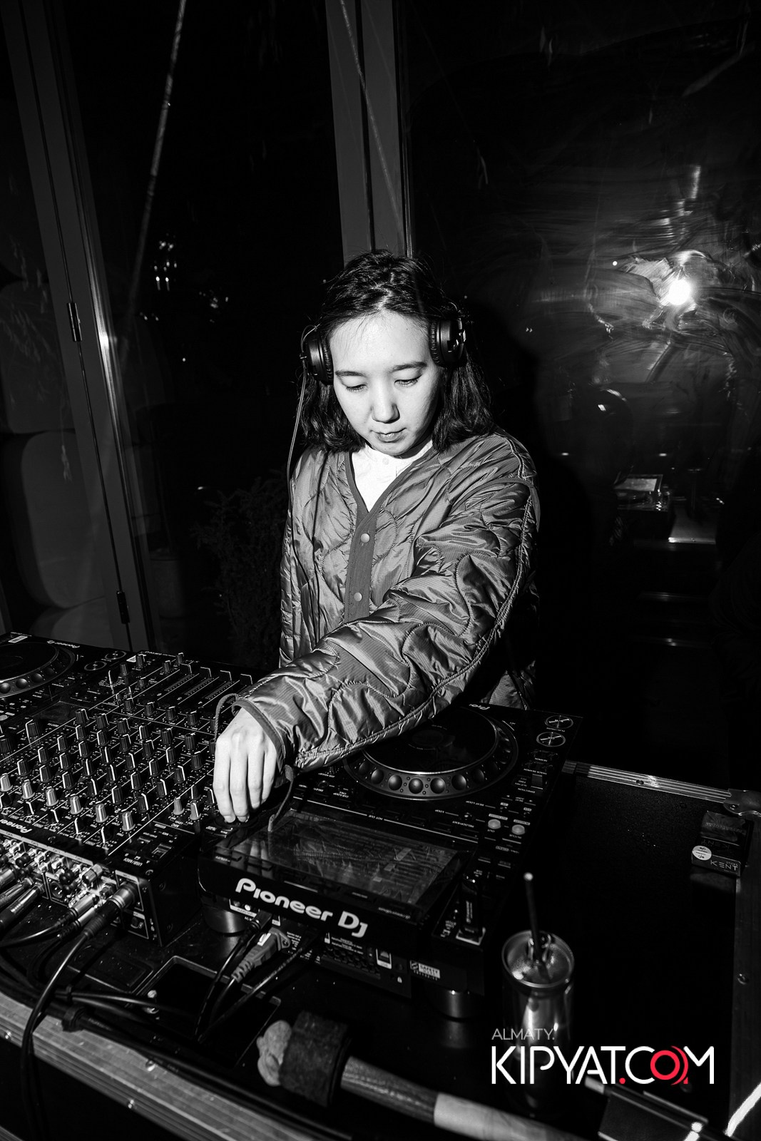 EDEN BAR & RESTAURANT. КИПЯТКОМ АЛМАТЫ!