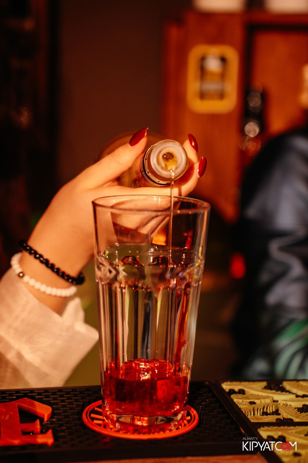 VICTORY PUB. КИПЯТКОМ АЛМАТЫ!