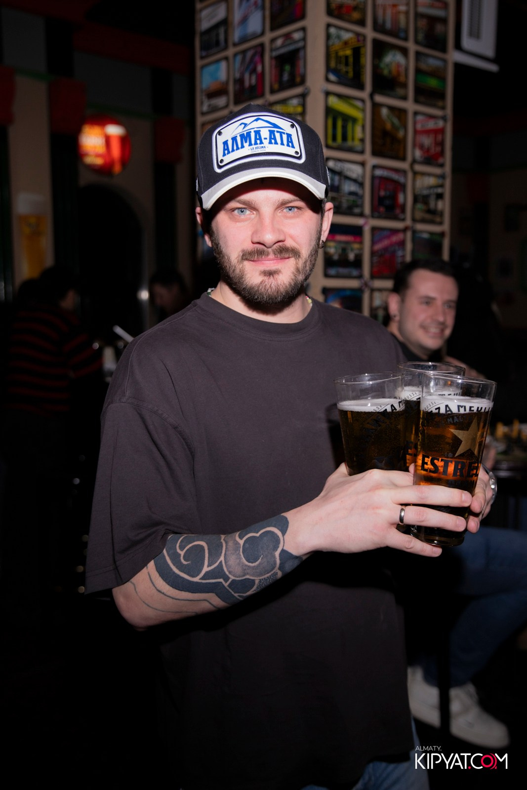 HARATS IRISH PUB НА АЛЬ-ФАРАБИ. КИПЯТКОМ АЛМАТЫ! Фотосъемка мероприятий в Алматы