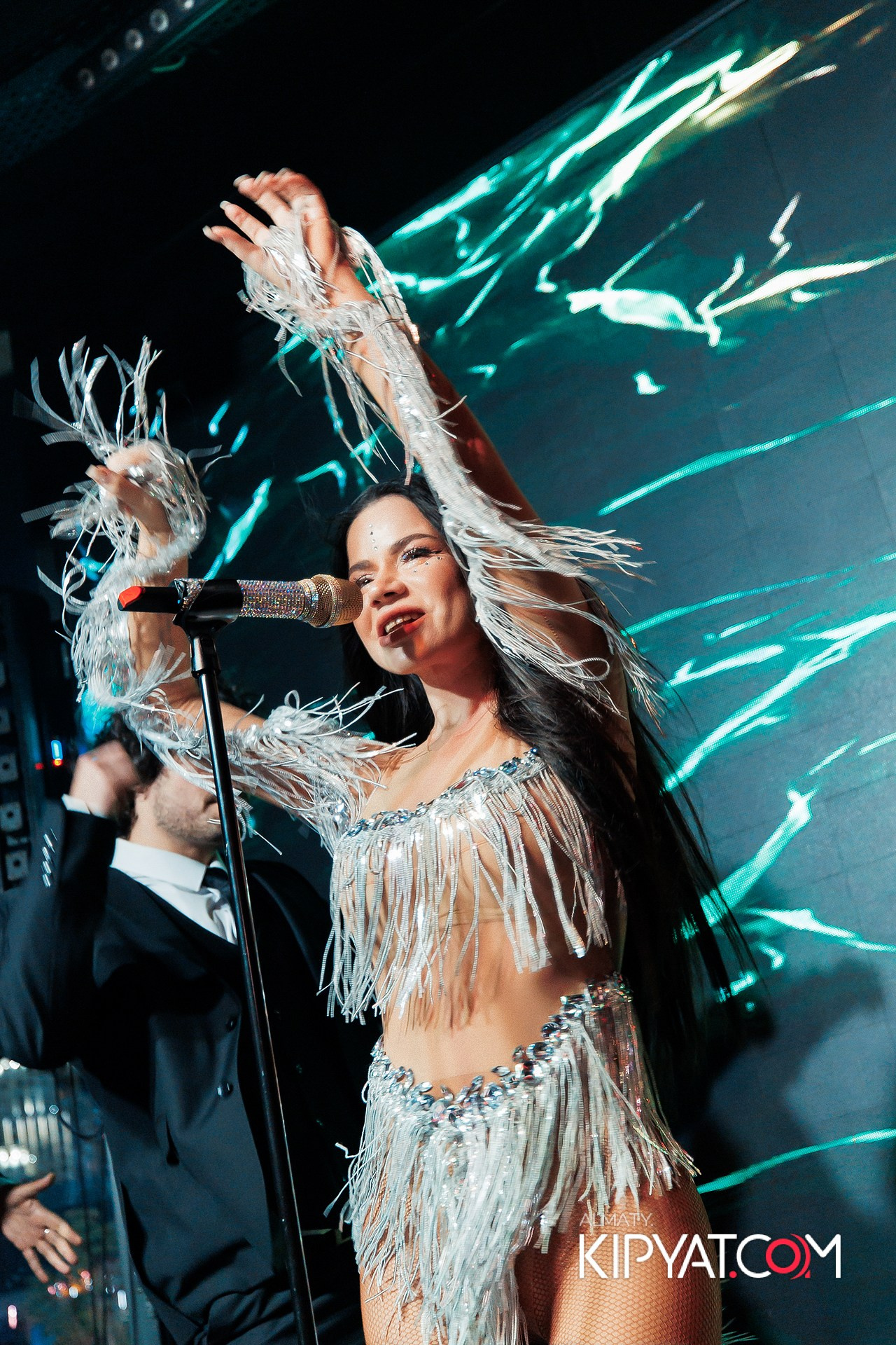 FRIENDS BAR & TERRACE. КИПЯТКОМ АЛМАТЫ!