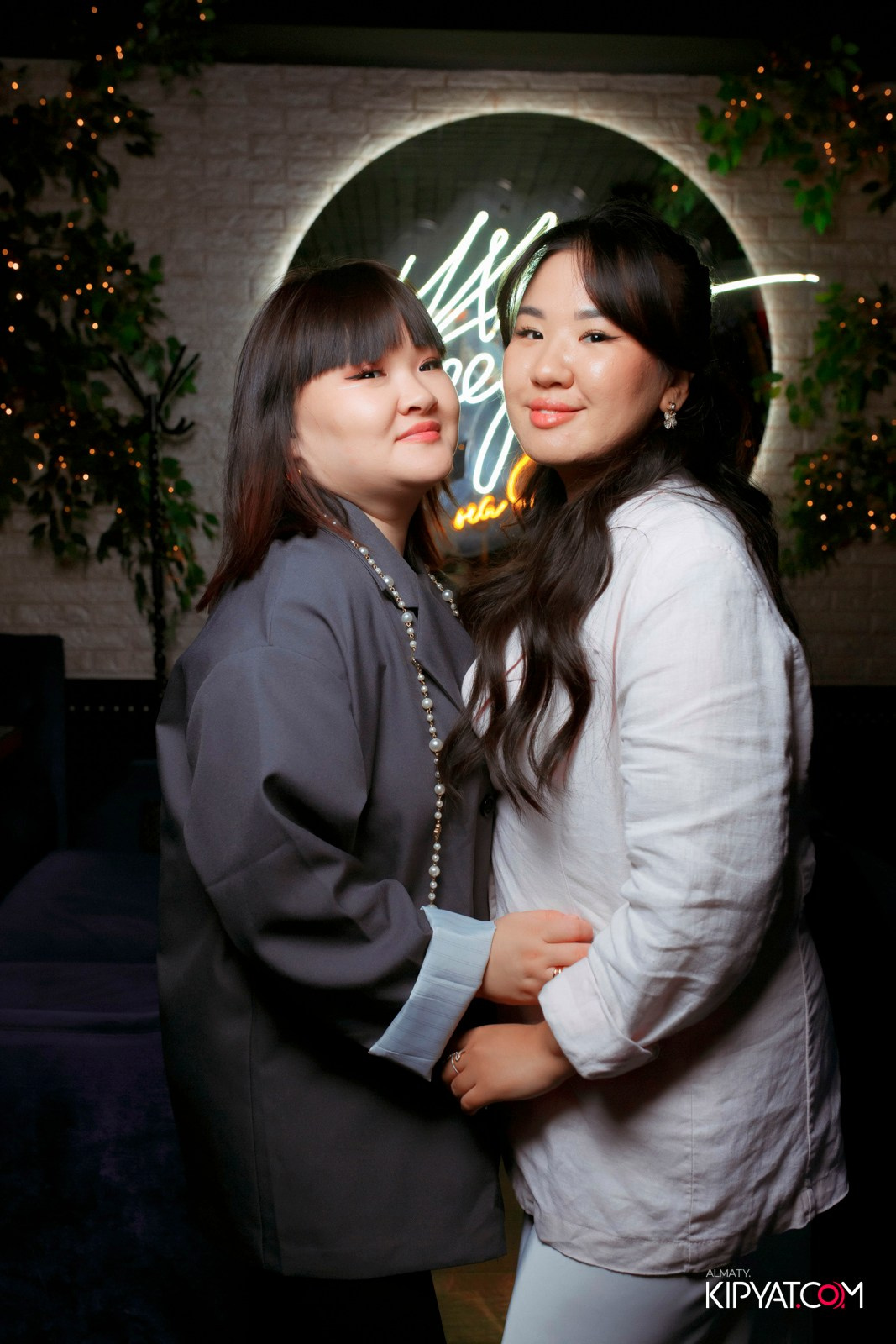 УХО И МЕДВЕДЬ НА САИНА. КИПЯТКОМ АЛМАТЫ! Фотосъемка мероприятий в Алматы