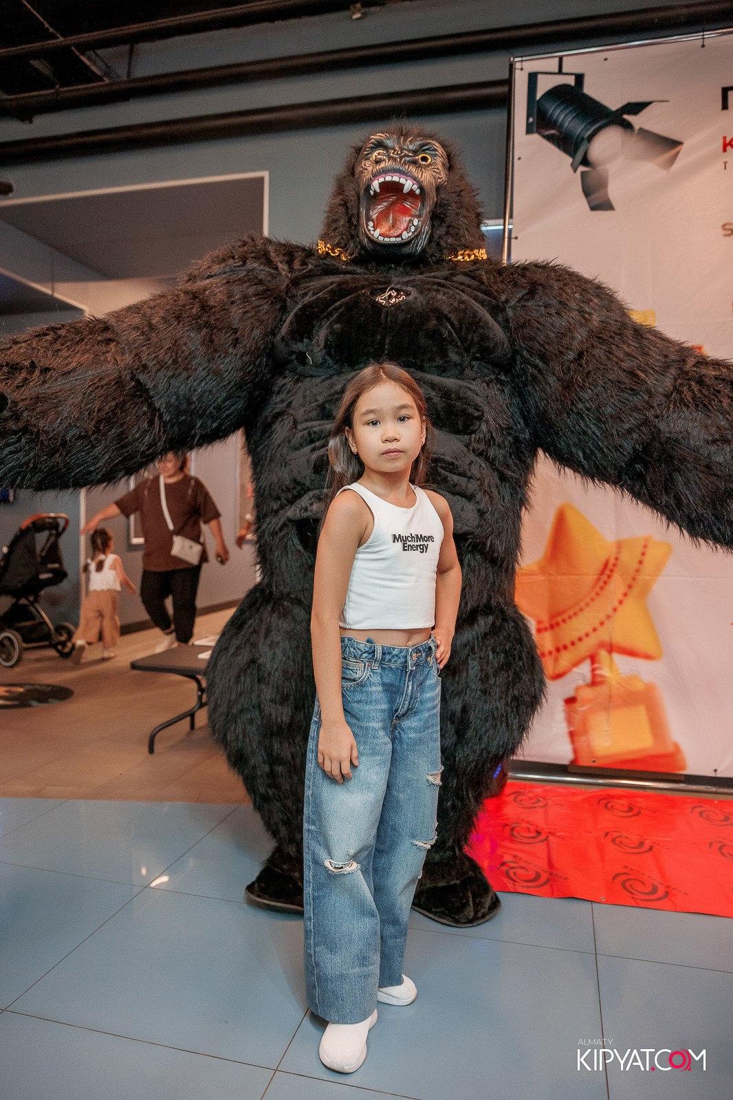 ПРЕЗЕНТАЦИЯ 10 ГРУППЫ КИНОПРОЕКТА STARBALALAR. КИПЯТКОМ АЛМАТЫ!