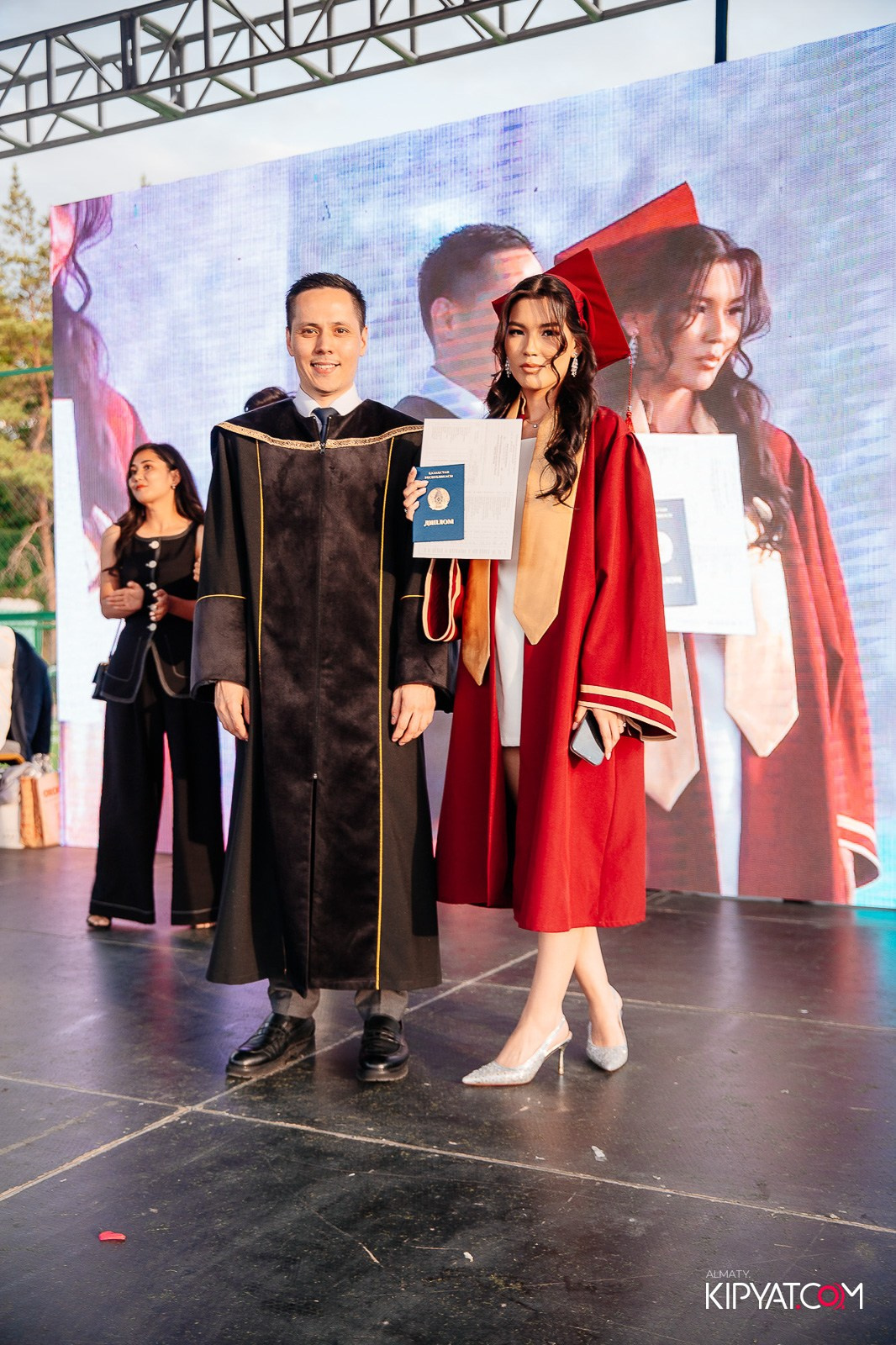 ВРУЧЕНИЕ ДИПЛОМОВ — НАРХОЗ КОЛЛЕДЖ. Part 4. КИПЯТКОМ АЛМАТЫ!