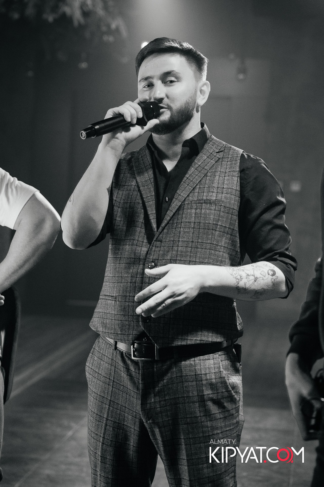 ДОРОГАЯ, Я НА ПИЛ. КИПЯТКОМ АЛМАТЫ!