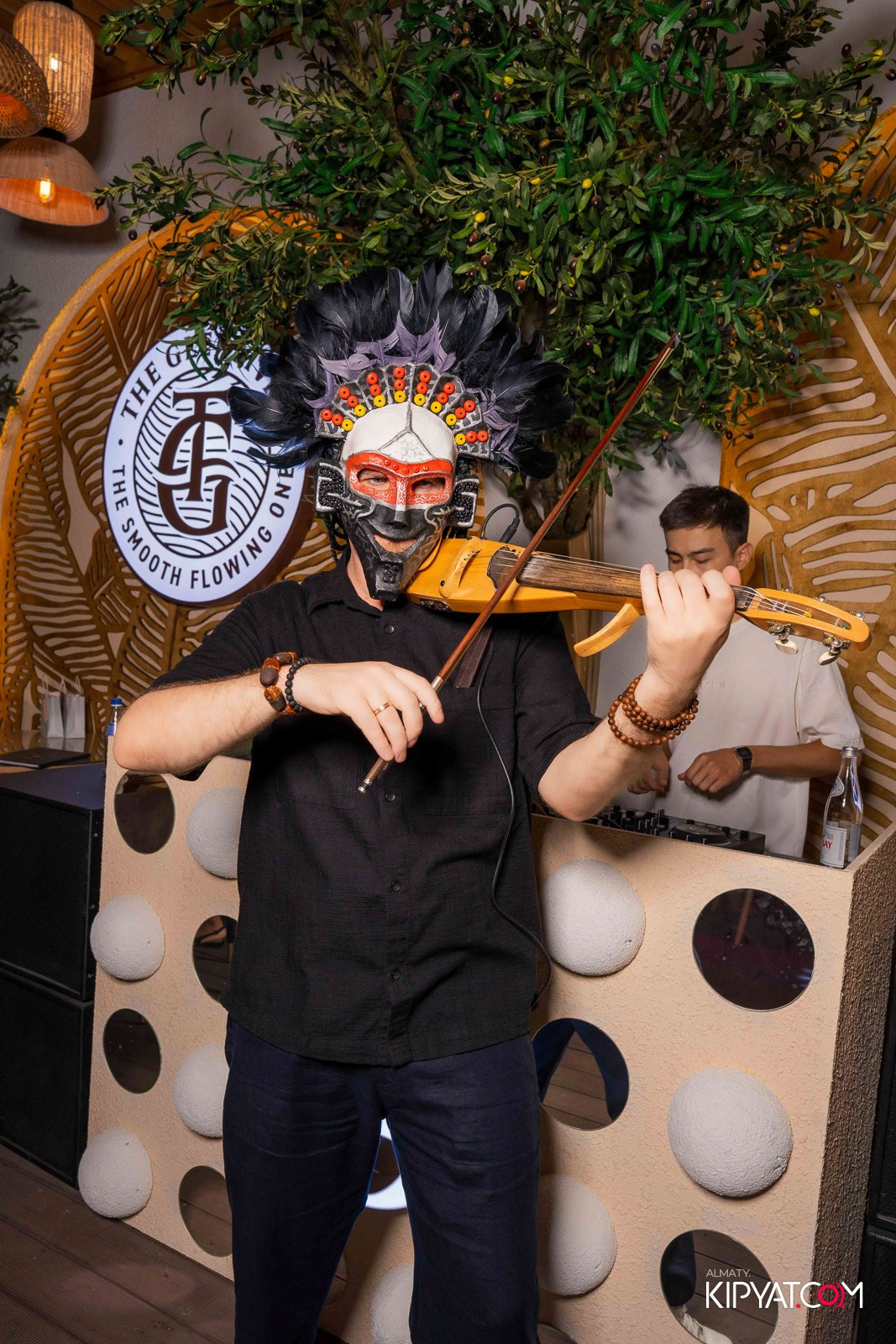 MOOD KARAOKE S TERRACE. КИПЯТКОМ АЛМАТЫ!