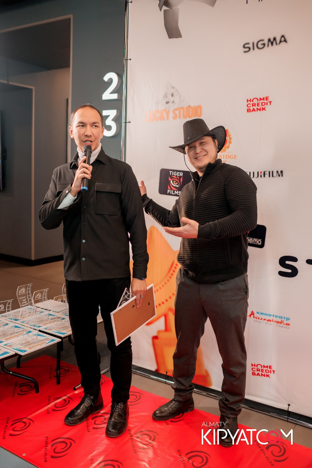 ПРЕЗЕНТАЦИЯ 8 ГРУППЫ КИНОПРОЕКТА «STARBALALAR». КИПЯТКОМ АЛМАТЫ!