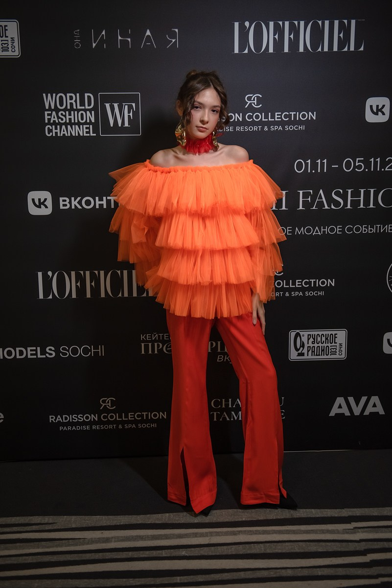 SochiFashionWeek2024 дизайнер Анохина Светлана. Семейный и коммерческий фотограф в Сочи Александр Бодунов