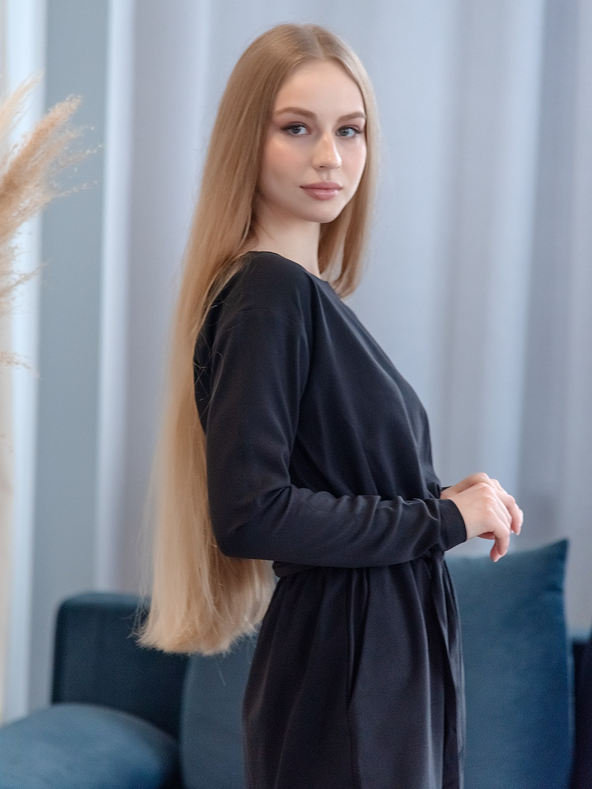 Женская одежда в студии. Семейный и коммерческий фотограф в Сочи Александр Бодунов