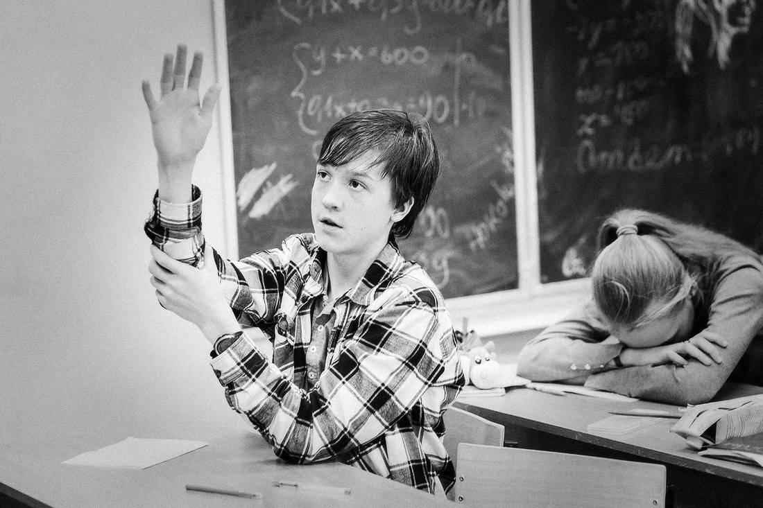 Фоторепортаж со школьного урока 4-го класса. Репортажный фотограф Борис Геер