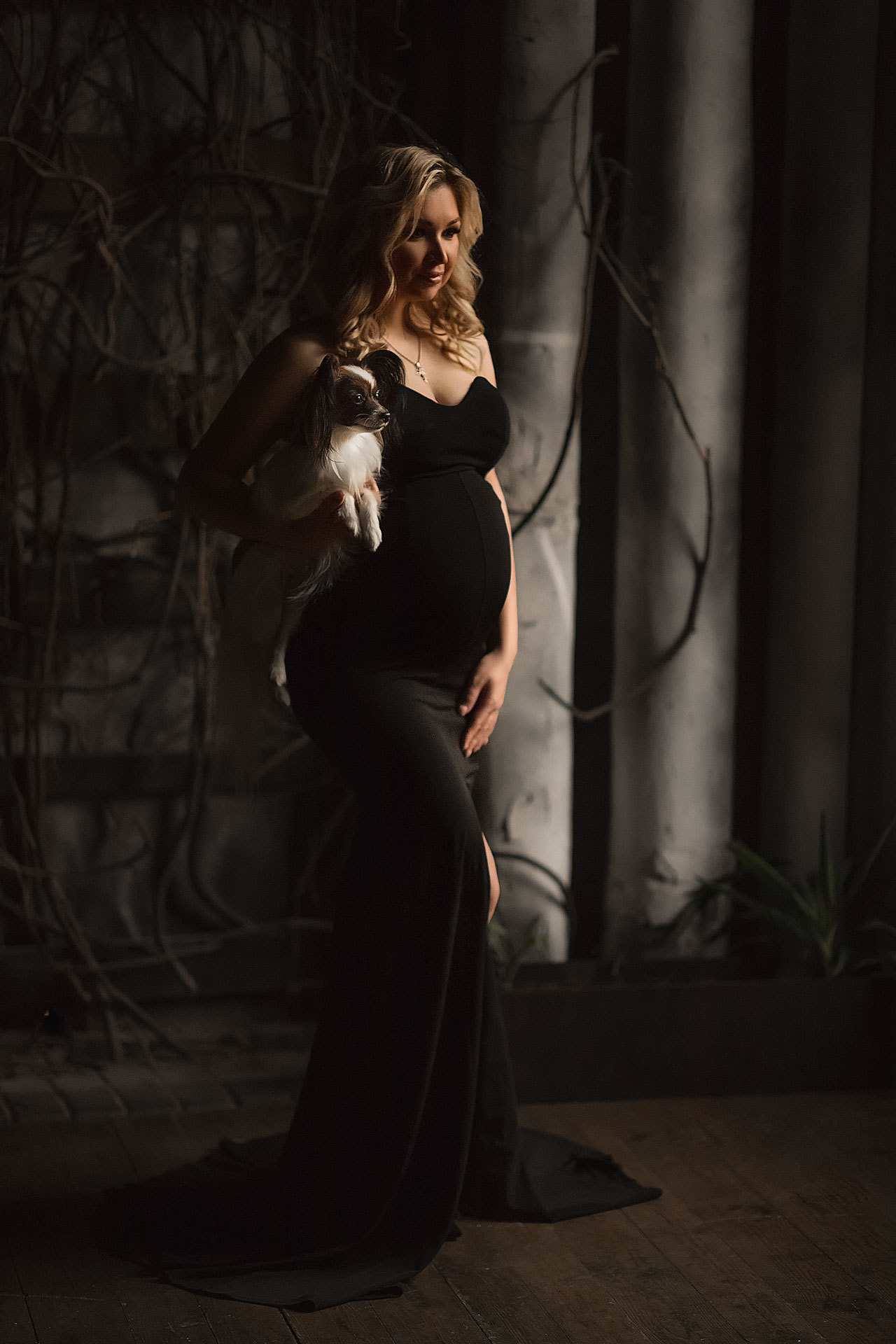 Беременность. Фотограф беременности женского портрета love story низкий ключ