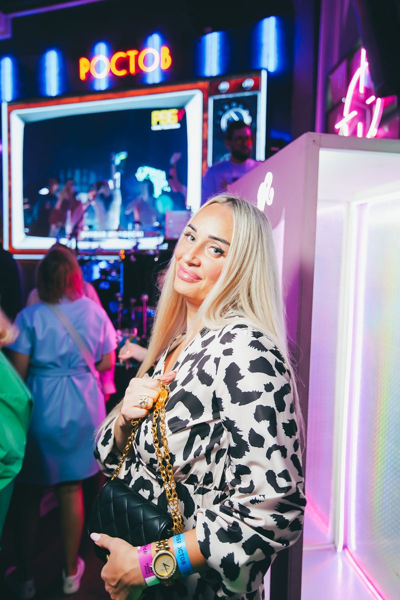 Концерт LINDA в РУКИ ВВЕРХ БАР в Ростове-на-Дону