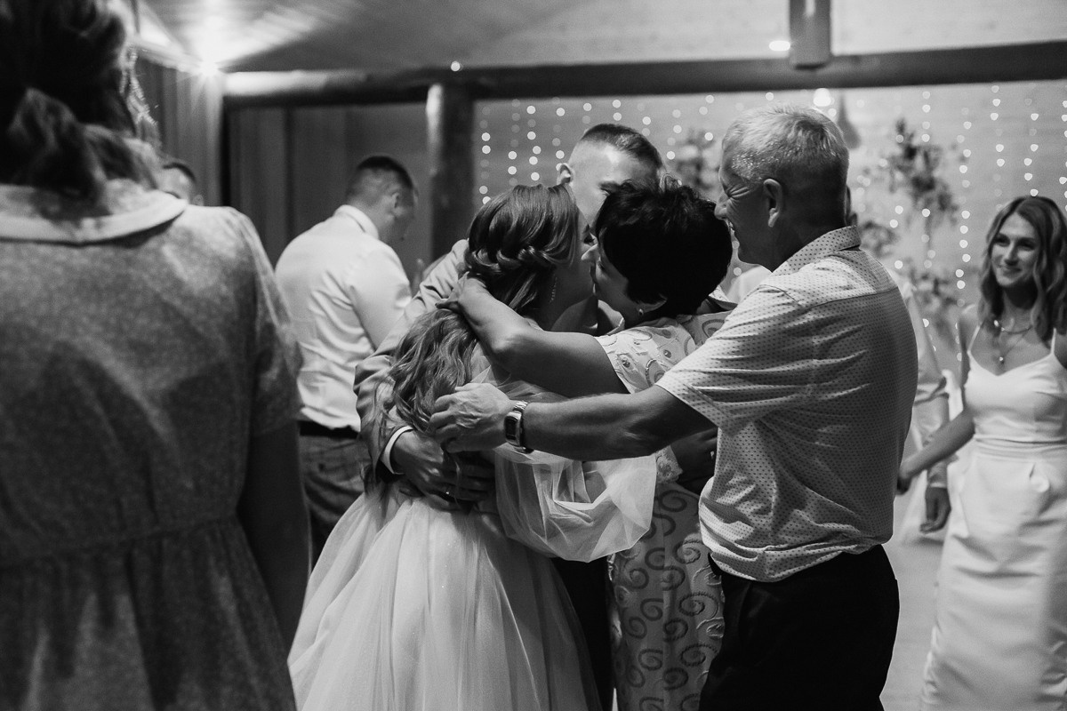 Иван и Анита. Семейный, свадебный, портретный фотограф в Иркутске Федотова Елена