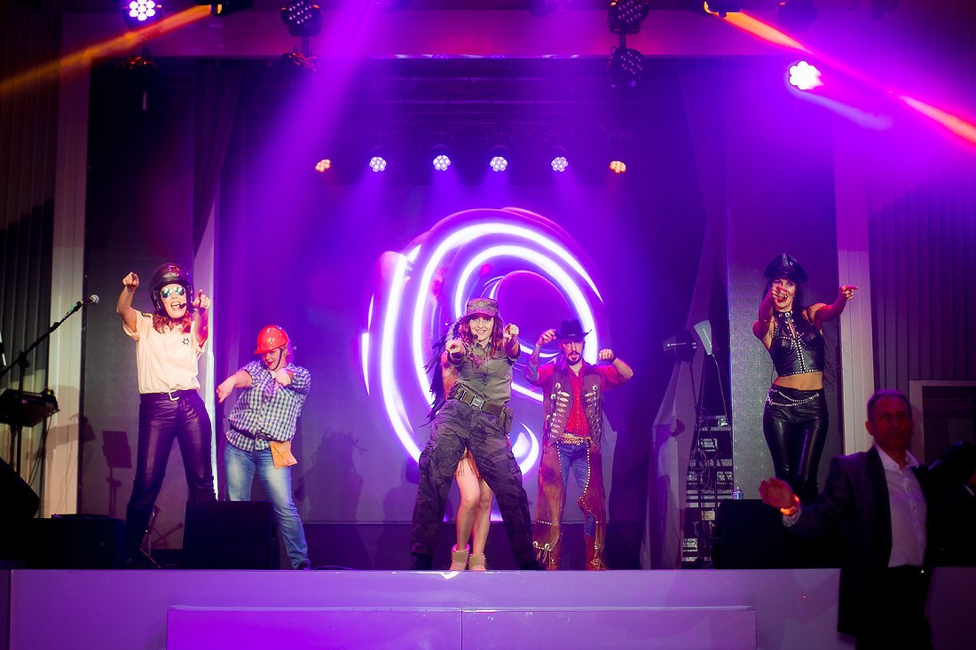 Фотосъемка новогоднего корпоратива Медипал. Репортажный фотограф Борис Геер