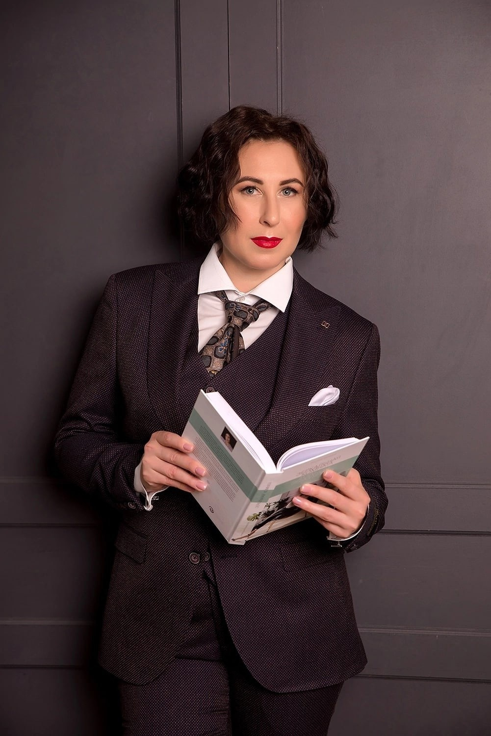 Индивидуальные. Контакты