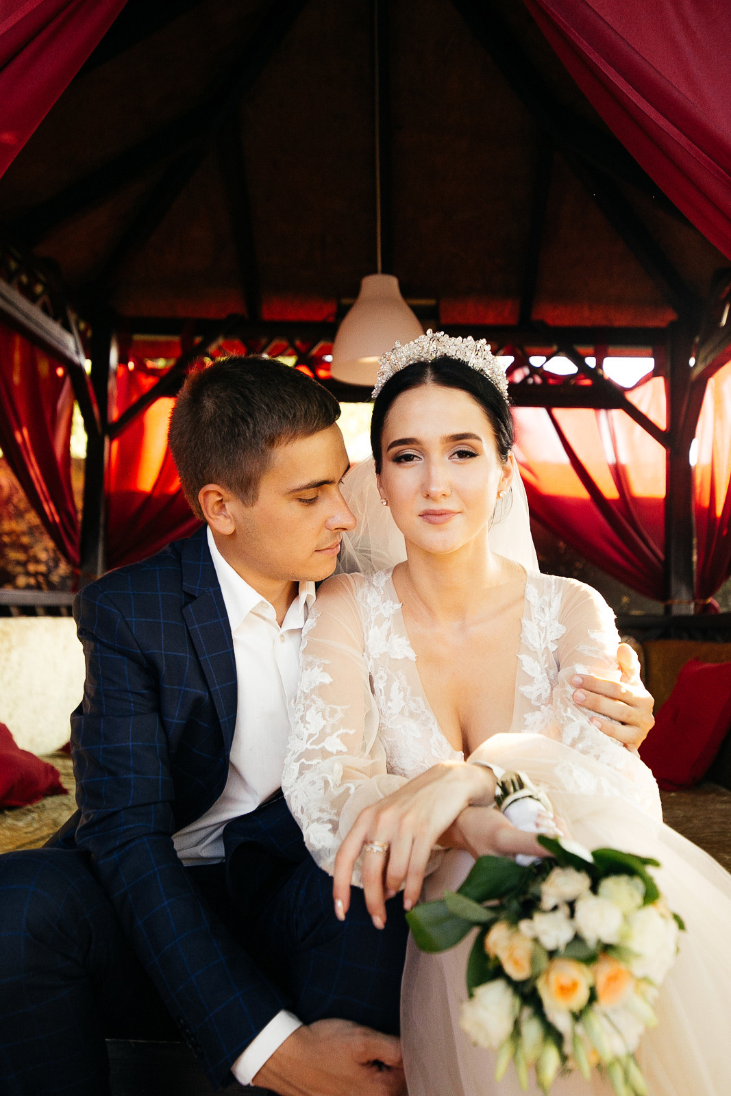 «Свадебная прогулка» Сочи. Свадебное фото и видео в Ростове-на-Дону, Краснодаре, Москве и Крыму