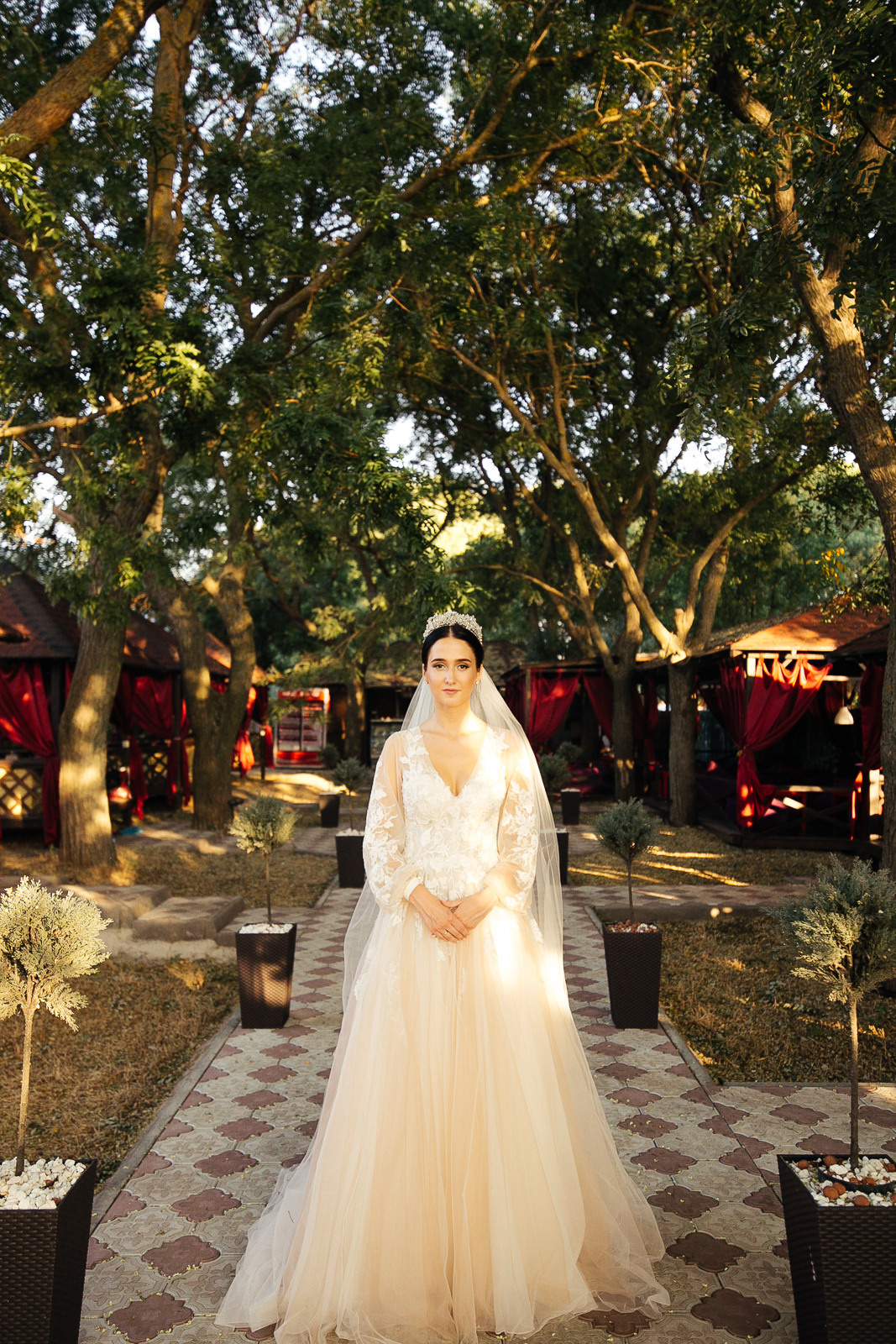 «Свадебная прогулка» Сочи. Свадебное фото и видео в Ростове-на-Дону, Краснодаре, Москве и Крыму