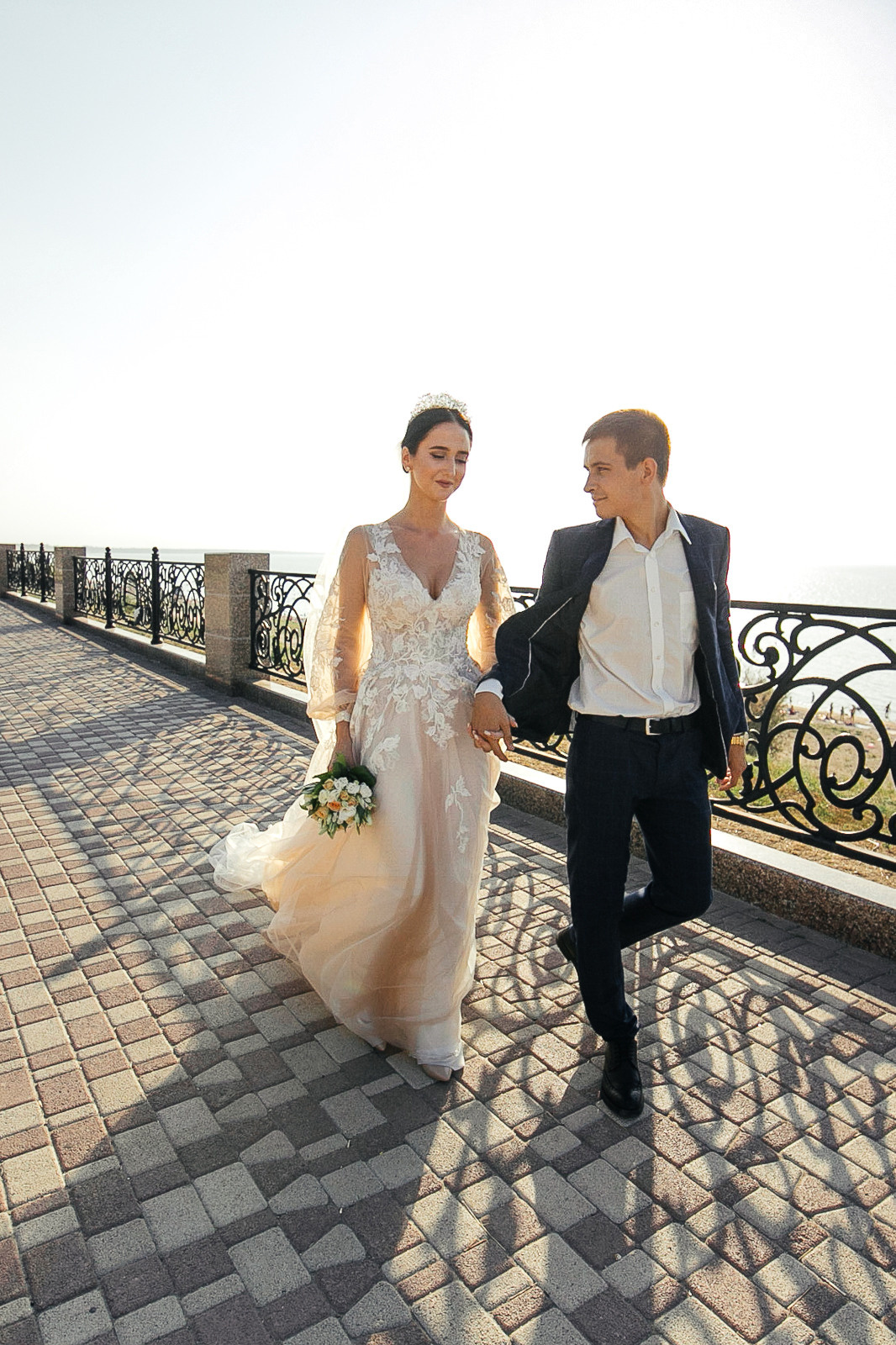 «Свадебная прогулка» Сочи. Свадебное фото и видео в Ростове-на-Дону, Краснодаре, Москве и Крыму